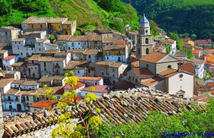 Cascate Di San Fele: Il Borgo